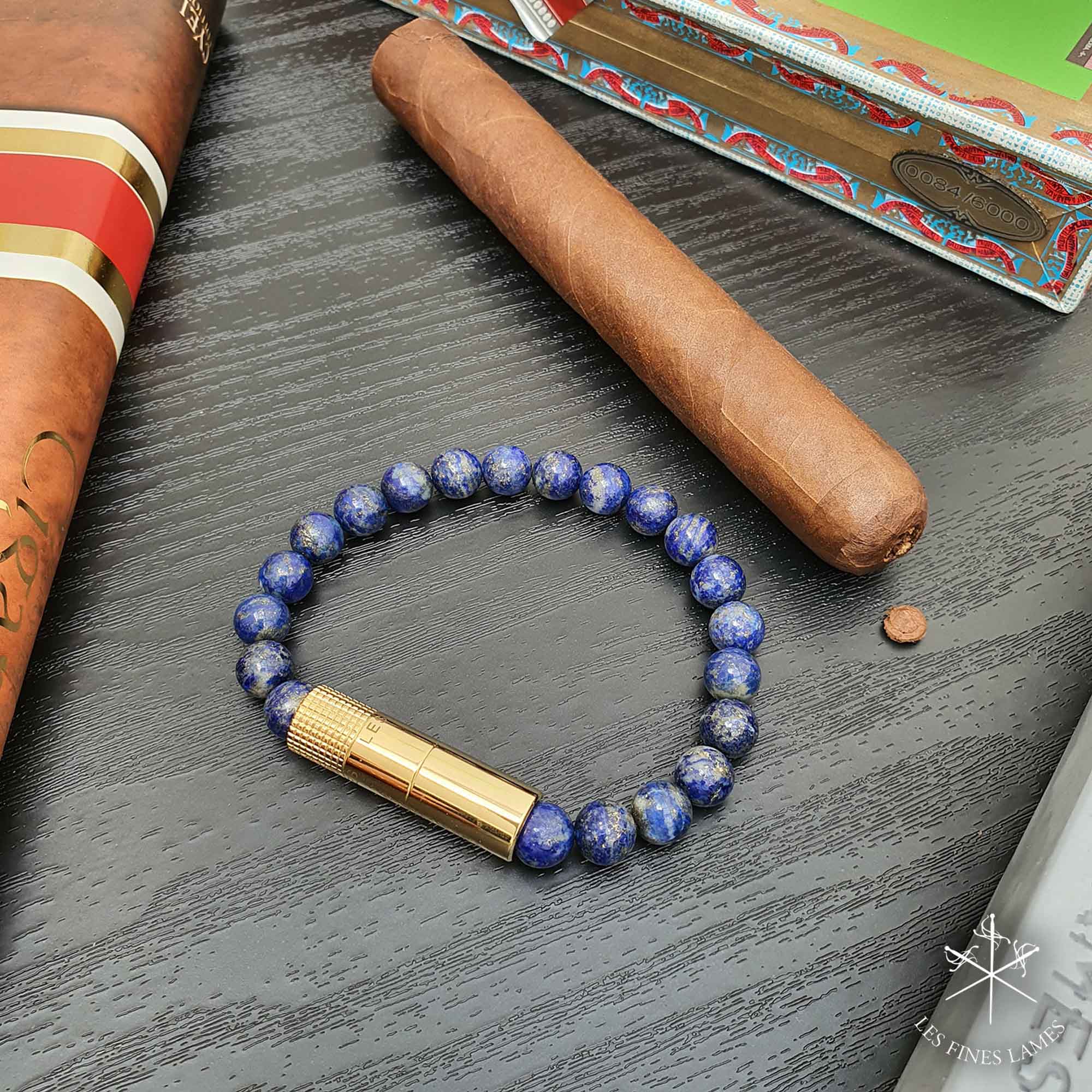 lfl-bracelet-lapus-lazuli-gold-03 Les Fines Lames Punch Bracelet Solo Gold Lapis Lazuli
