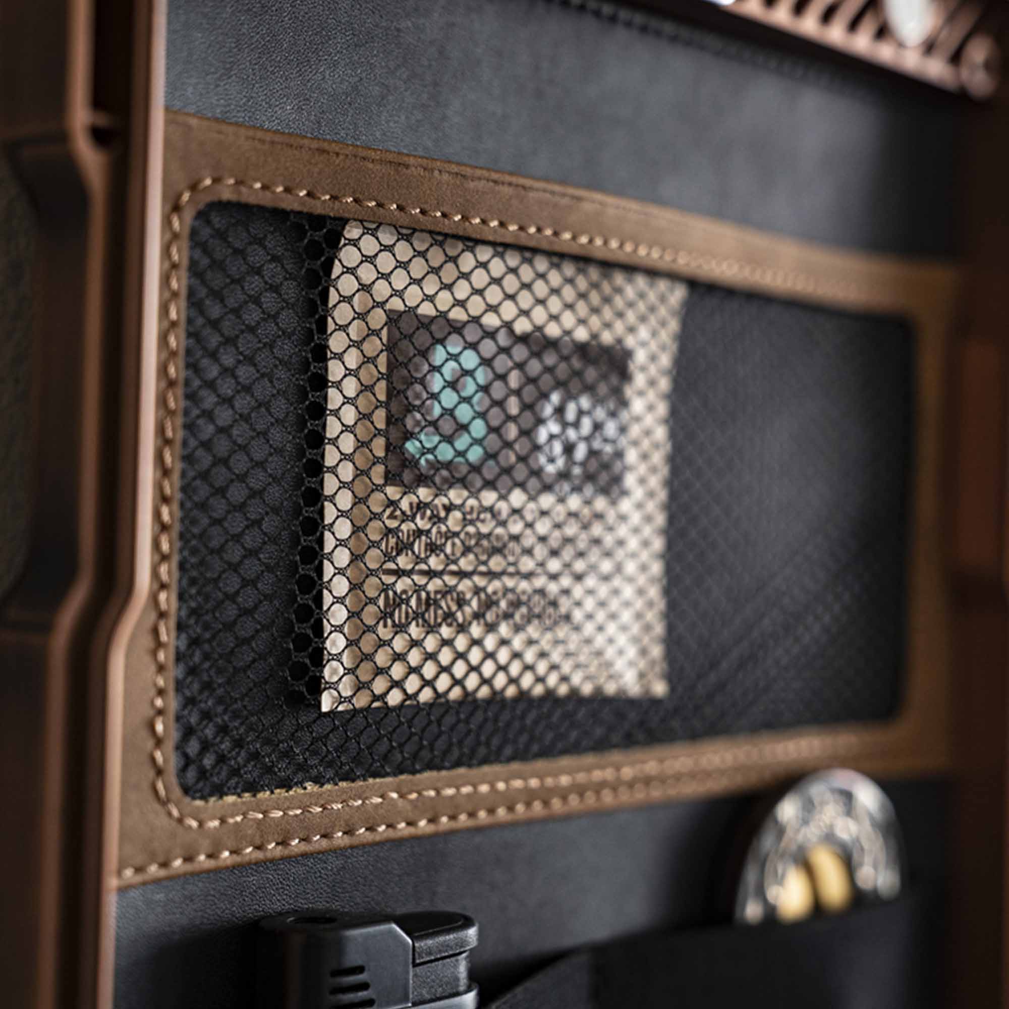 vaultek-lifepod-v2-03 Vaultek LifePod Humidor 2.0