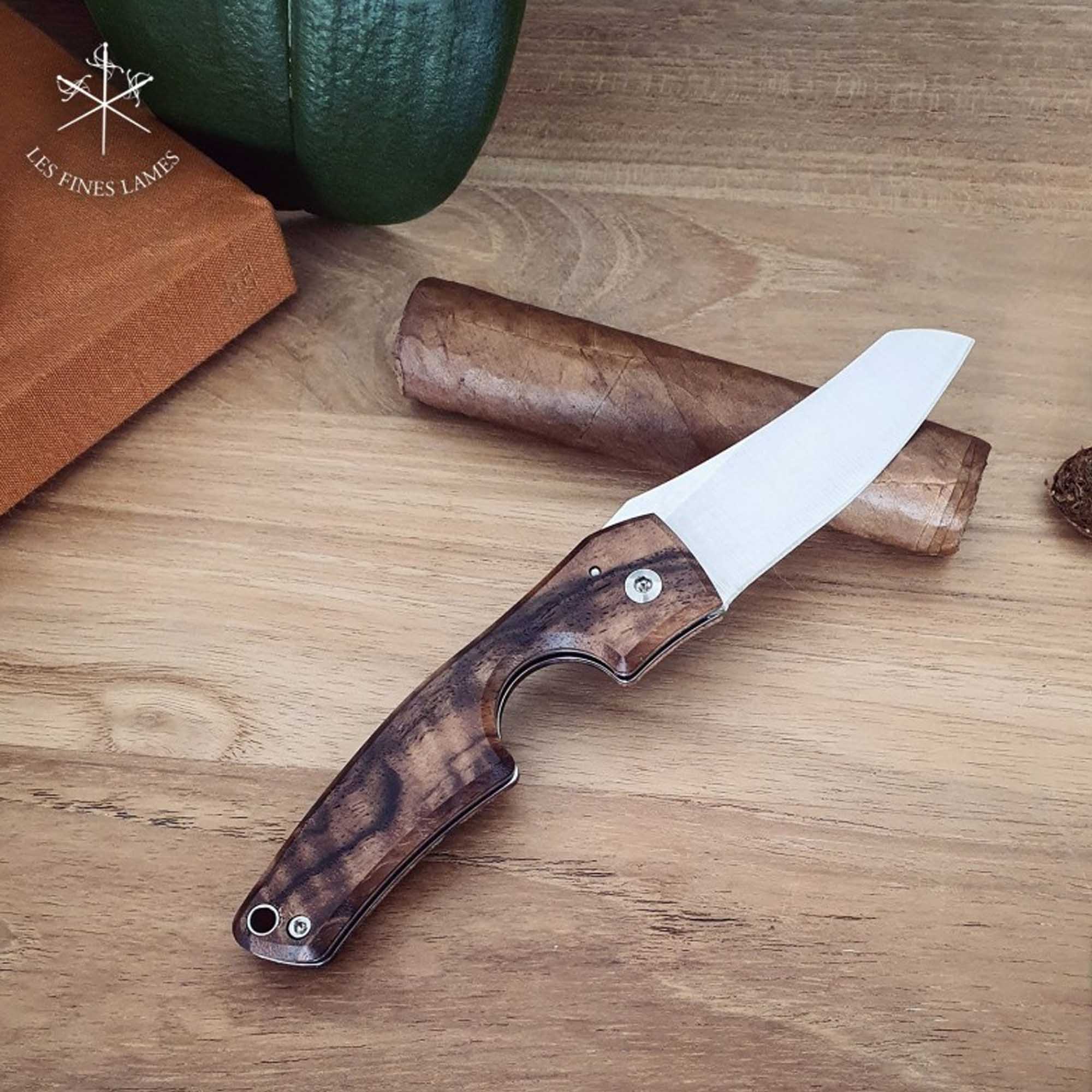 les-fines-lames-le-petite-gunstock-walnut-burl-04 Les Fines Lames Zigarrenmesser Le Petit Gunstock Walnut Burl