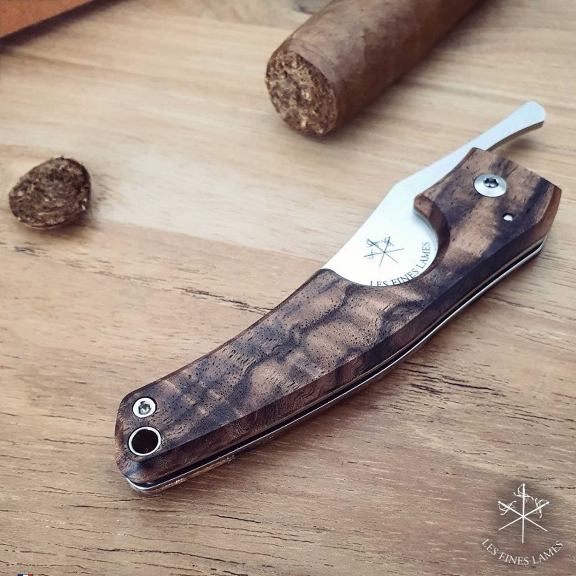 les-fines-lames-le-petite-gunstock-walnut-burl-02 Les Fines Lames Zigarrenmesser Le Petit Gunstock Walnut Burl